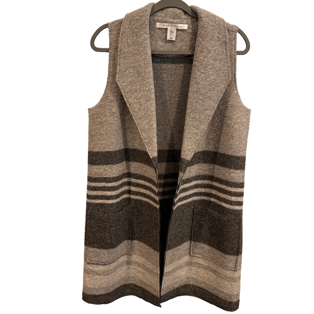 Max Studio Wool‎ Blend Gray and Black Striped Cardigan Vest w Pockets Versatile